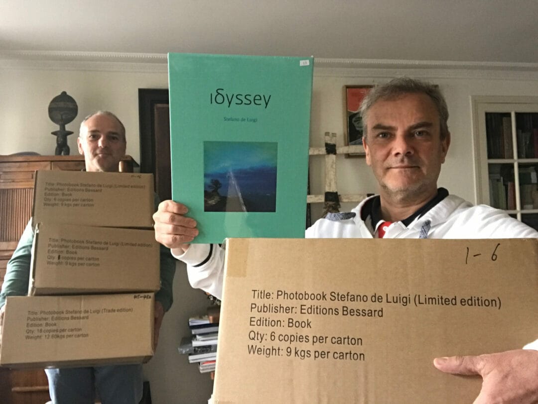 Finally #Idssey has arrived after a long trip on boat, Stefano De Luigi and Pierre Bessard the warehousemen, workmen of the book, discharge the boxes 12,6 kg (trade edition) & 9 kg (artist edition) each, a limited edition of 500 copies, all photobooks arrived by plane was sold out, it was time that they arrive. Editions Bessard available on our website Now! with a signed c print…