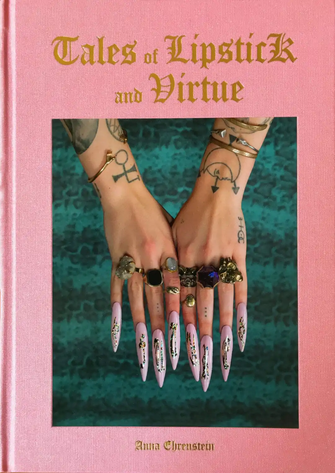 Best #PhotoBook of nthe year by Elisabeth AVEDON : “Tales Of Lipstick And Virtue” :BeSpoke Collection byAnna Ehrenstein. Elizabeth Avedon said: My Round-Up of Best Photography Books of 2017! I know there are a lot of great “Best Books” lists out there so I’ve tried to include several off the beaten path for you here. Part II in a few days. http://elizabethavedon.blogspot.com/…/best-photography-book…