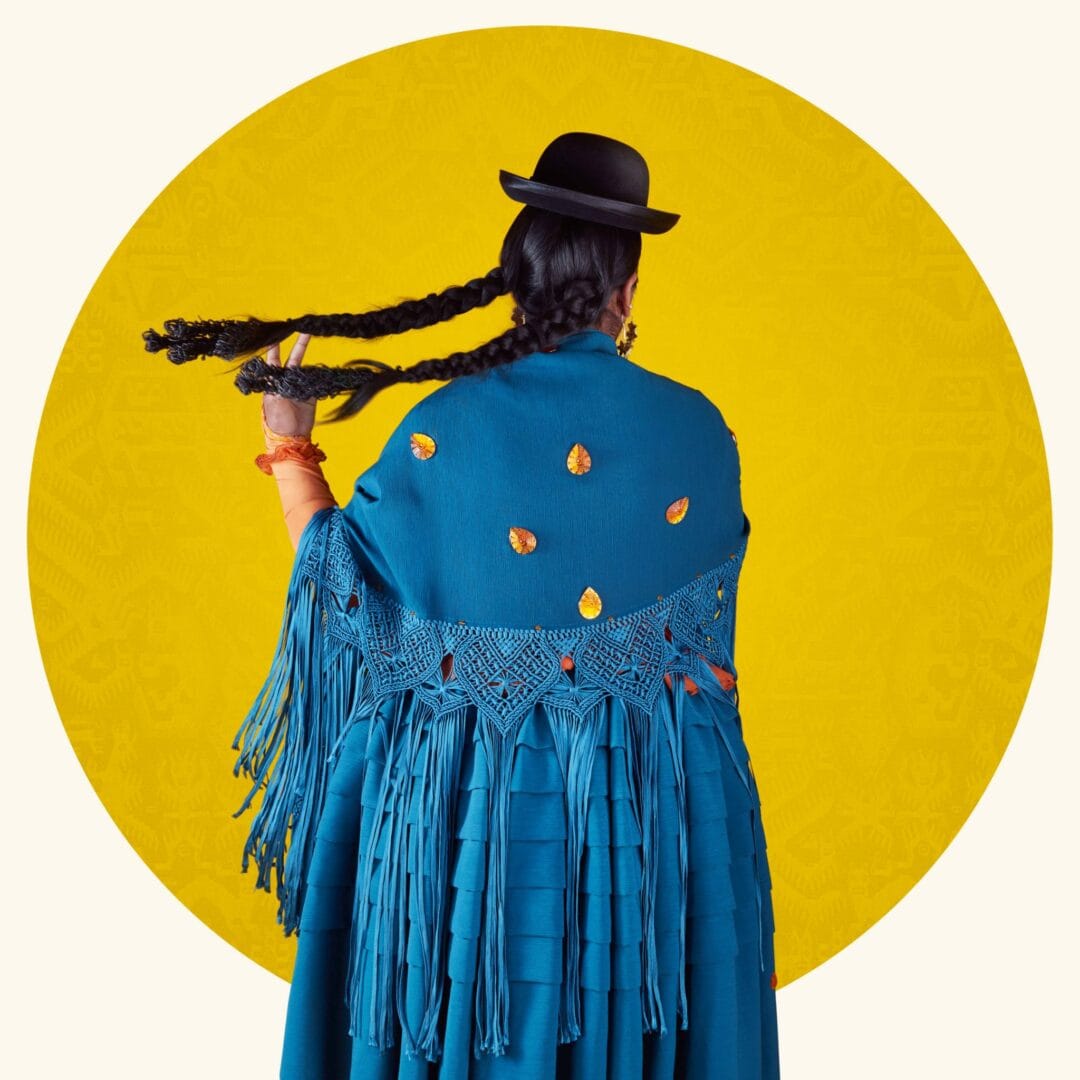 #Cholitas, by Delphine Blast #BeSpoke Collection N°7 #LimitedEdition 250 Copies + with a signed c-print by the artist, 160mm X 230mm,hard cover, cloth binding red baize cover by #DelphineBlast from #Bolivia. only 46€ I’ll stop the BeSpoke collection at the N° 20! #editionsBessard #Photography #photobook #ArtOfPerfection #Design