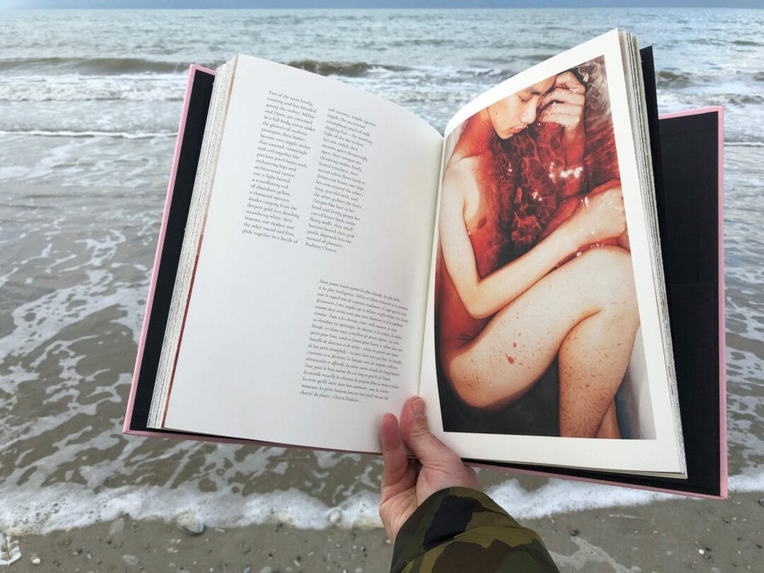 #HappyPublisher & #HappyNewYear from Deauville #BestPhotobooks of 2018 by #SimonBaker My top 10 Photobooks of 2018: Sour Strawberries by Zhipeng Lin aka 223) 223 is one of my favourite discoveries of 2018, even though I feel that I should already have known about this brilliant and important artist. His latest book, a project by Pierre Bessard, brings together 223s stunning photographic work with a beautiful and intelligent design that evokes, and plays with, the logical of the censorship of explicit images. Each pixelated photograph is printed on the outside of uncut pages which, when cut, reveal the same complete image within. Editions Bessard #book #offset #photo #livre #editionsbessard #ArtOfPerfection #limited #limitededition #handmade #photography #signed #photobook #print #art #design #graphic #photographie #contemporaryartist #collectors #artist #contemporaryartcollector #bookdesign #bookcover #typography #graphicdesign #printdesign Luigi Clavareau