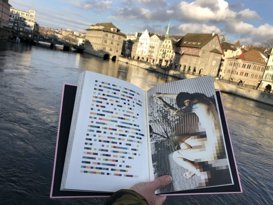 LAST COPIES Sour Strawberries by the Chinese photographer #LinZhipeng aka 223, LIBERTY Egality SEXUALITY! Censured or not… Limited Edition 600 copies include a signed C Print. Best Photobook by #SimonBaker director of the #MaisonEurpéennePhotographie #HappyPublisher